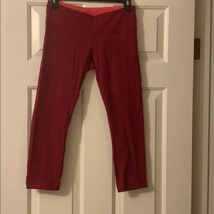 Lululemon red winder under crop size 6